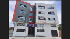 مؤسسة لاروس سكول التعليمية: الريادة والتدريس بطرق بيداغوجية فعالة